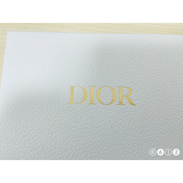 Dior(ディオール)のDIOR Xmas BOX リボンとペーパークッション等のおまけ付き☆ ※再出品 インテリア/住まい/日用品のオフィス用品(ラッピング/包装)の商品写真