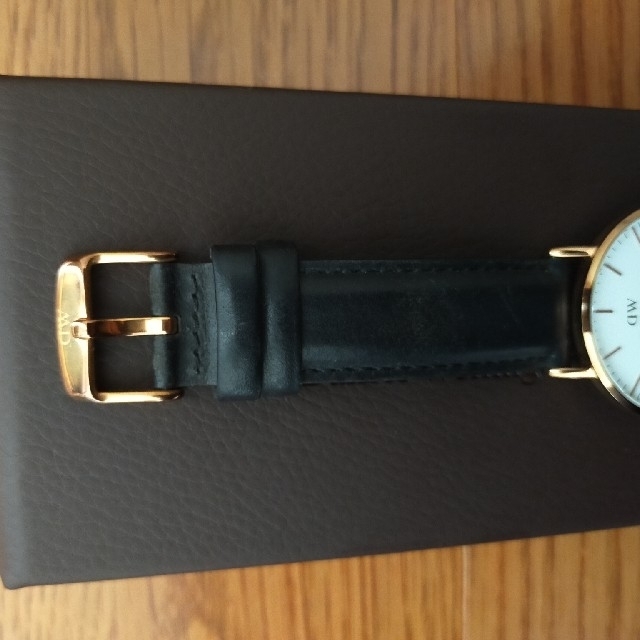 Daniel Wellington(ダニエルウェリントン)のダニエルウェリントン　腕時計　レザーベルト レディースのファッション小物(腕時計)の商品写真