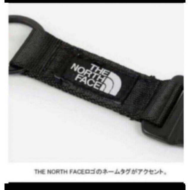 THE NORTH FACE(ザノースフェイス)の【未開封新品】ノースフェイス カラビナ　脱着式　キーホルダー　ツイルベージュ色 メンズのファッション小物(キーホルダー)の商品写真