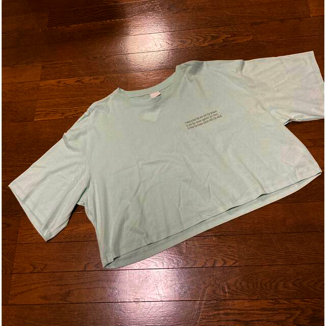 【size：X L】H&Mショート丈　半袖T レディースのトップス(Tシャツ(半袖/袖なし))の商品写真