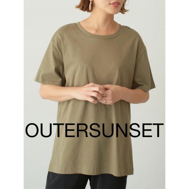 Plage(プラージュ)のOUTERSUNSET  アウターサンセット  サイドスリットTシャツ レディースのトップス(Tシャツ(半袖/袖なし))の商品写真