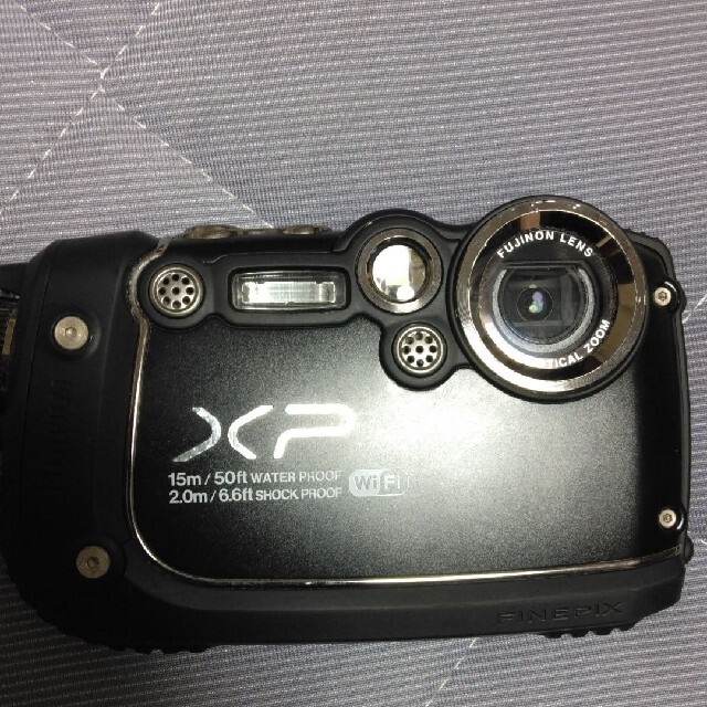 カメラFUJIFILM 富士フィルム　FINEPIX　XP200　ブラック