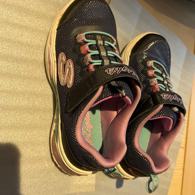 SKECHERS(スケッチャーズ)のスケッチャーズ　光る靴 キッズ スニーカー ジュニアシューズ キッズ/ベビー/マタニティのキッズ靴/シューズ(15cm~)(スニーカー)の商品写真