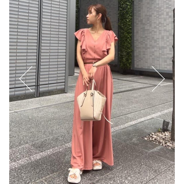 新品 rienda ショルダーフリルロンパース | aosacoffee.com
