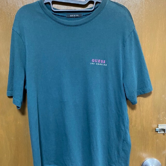 GUESS(ゲス)のGUESS レディースTシャツ レディースのトップス(Tシャツ(半袖/袖なし))の商品写真