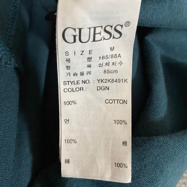 GUESS(ゲス)のGUESS レディースTシャツ レディースのトップス(Tシャツ(半袖/袖なし))の商品写真