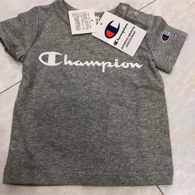 Champion(チャンピオン)の新品　チャンピオン　Tシャツ キッズ/ベビー/マタニティのキッズ服男の子用(90cm~)(Tシャツ/カットソー)の商品写真