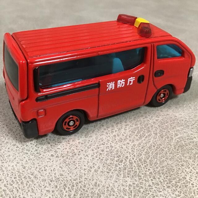 Takara Tomy - トミカ 日産 NV350 キャラバン 査察広報車の通販 by