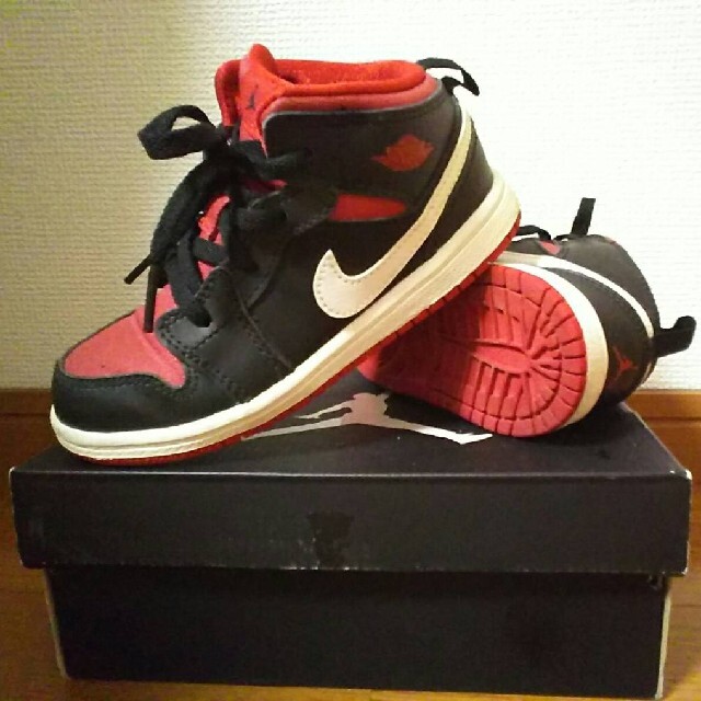 NIKE - キッズ☆JORDAN 1 MID BTつま黒BRED赤NIKE AIR白16cmの通販 by ゆう｜ナイキならラクマ