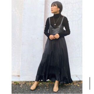 スタイリング(styling/)のstyling/ フェイクレザーキャミワンピース　BLK(ロングワンピース/マキシワンピース)