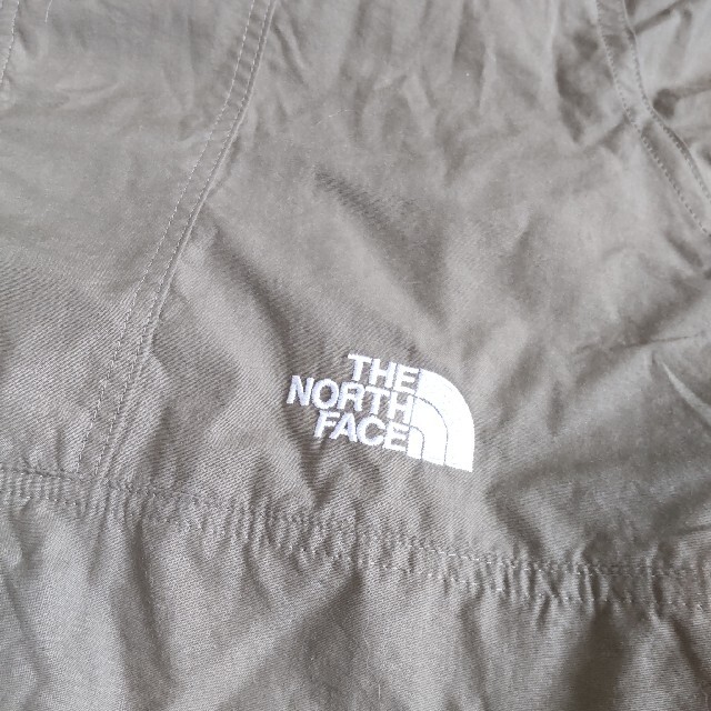 THE NORTH FACE(ザノースフェイス)のノースフェイス　ウィンドブレーカー レディースのジャケット/アウター(ナイロンジャケット)の商品写真