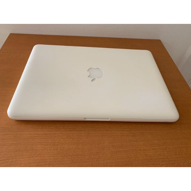 Apple(アップル)の本日限A441人気のMacBook 13白 ジャンク品 スマホ/家電/カメラのPC/タブレット(ノートPC)の商品写真