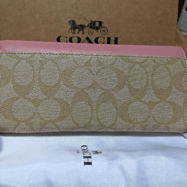 COACH(コーチ)のCOACH  長財布　シグネチャー　ピンク レディースのファッション小物(財布)の商品写真