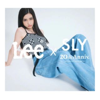 スライ(SLY)の即完売品！20周年限定Lee x SLY PAINTER パンツ　ライトブルー(デニム/ジーンズ)