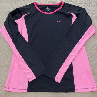 ナイキ(NIKE)の新品未使用　ナイキ　長袖　速乾(その他)