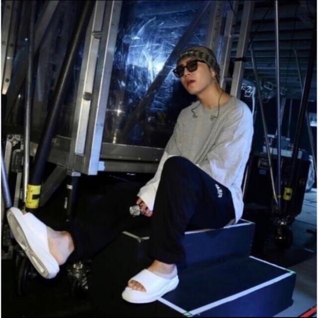 新品タグ付 ドリスヴァンノッテン 23SS HEGLAND Tシャツ Sサイズ
