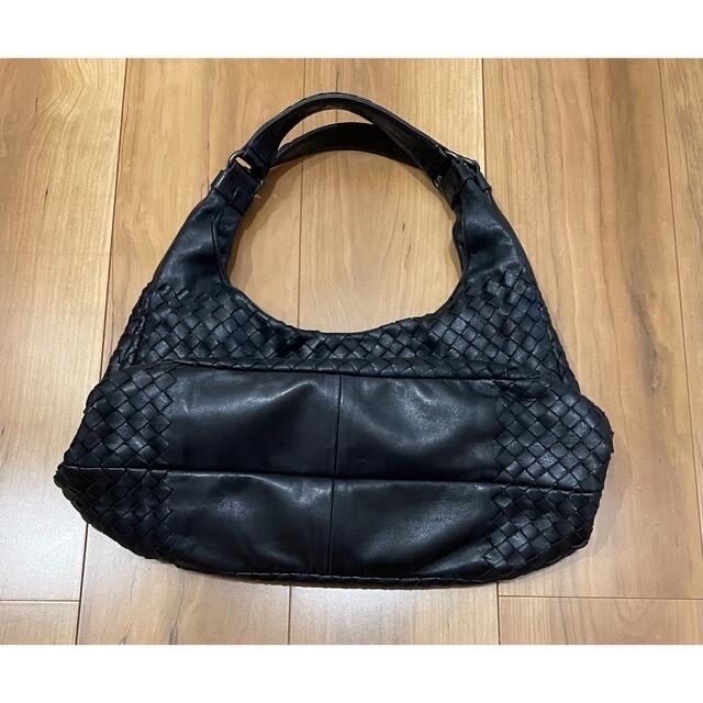 Bottega Veneta(ボッテガヴェネタ)のBOTTEGA VENETA  ボッテガヴェネタ カンパーナ ショルダーバッグ  レディースのバッグ(ハンドバッグ)の商品写真