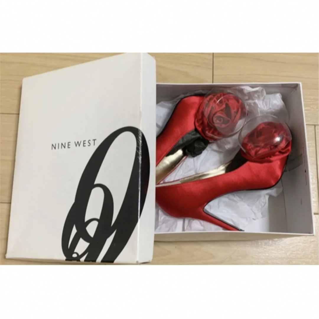 NINE WEST(ナインウエスト)の8/8〆◎貴重ナインウエスト海外高級ブランド靴ヒールパンプス薔薇パーティー可愛 レディースの靴/シューズ(ハイヒール/パンプス)の商品写真