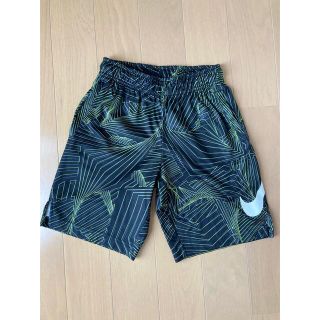 ナイキ(NIKE)のナイキ　キッズ　ハーフパンツ　Ｓ(パンツ/スパッツ)