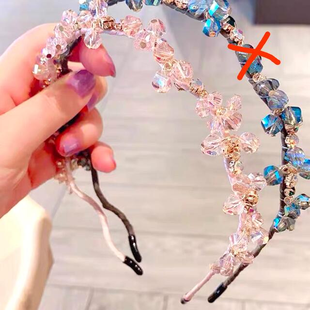 【手作り工房】キラキラストーンやビーズのカチューシャ/ピンク レディースのヘアアクセサリー(カチューシャ)の商品写真