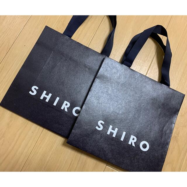 shiro(シロ)のyu.様　7/15〆◎Shiro紙袋ショッパー2枚ギフトまとめ売り香水サボン好 レディースのバッグ(ショップ袋)の商品写真