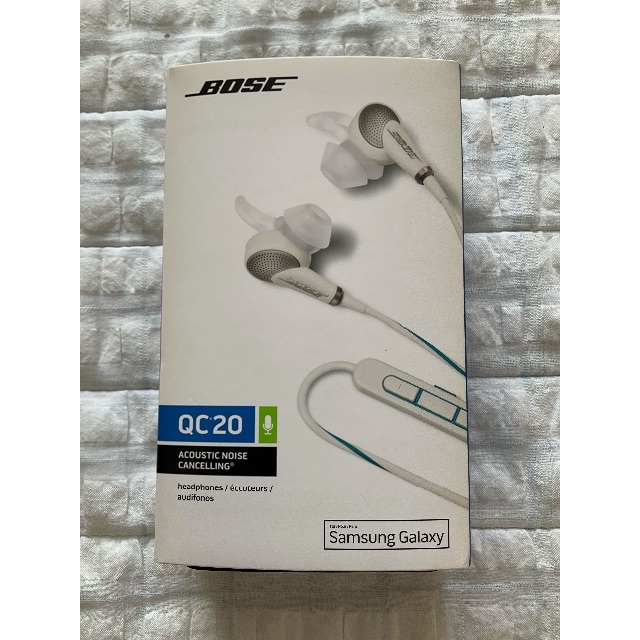 スマホ/家電/カメラBOSE QC20(Quiet Comfort20)　ホワイト　ほぼ新品