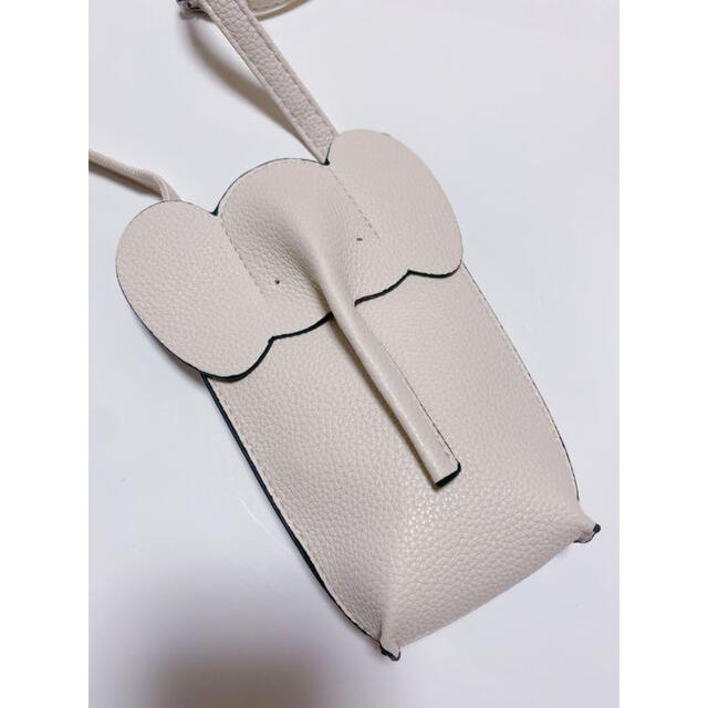 エレファントデザイン　クロスボディバッグ レディースのバッグ(ショルダーバッグ)の商品写真