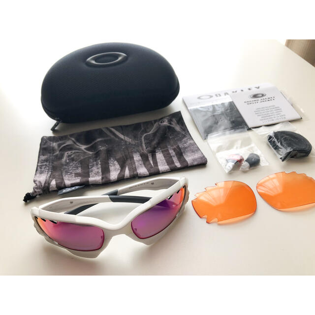 Oakley(オークリー)のOAKLEYレーシングジャケット プリズムレンズ メンズのファッション小物(サングラス/メガネ)の商品写真