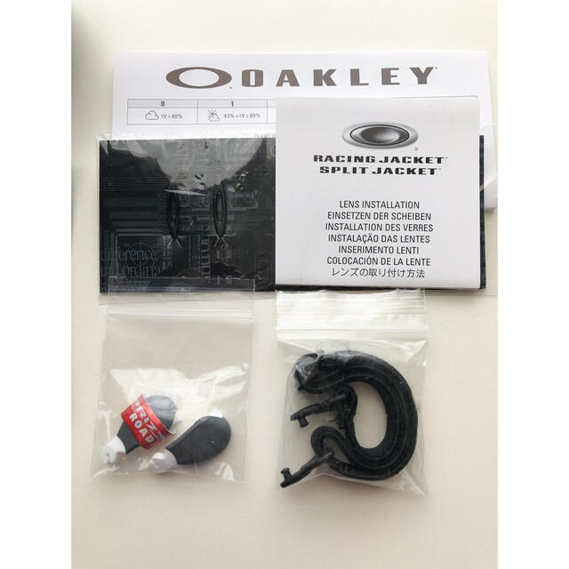 Oakley(オークリー)のOAKLEYレーシングジャケット プリズムレンズ メンズのファッション小物(サングラス/メガネ)の商品写真