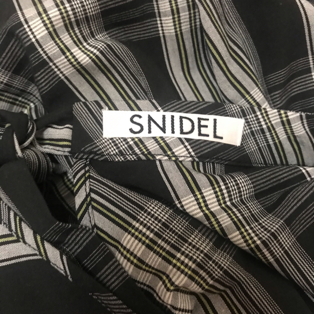 【美品】SNIDEL バックリボンノースリチェックワンピース