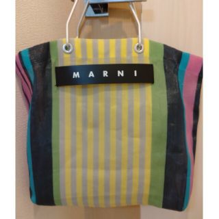 マルニ(Marni)のMARNI　フラワーカフェ　バッグ(かごバッグ/ストローバッグ)