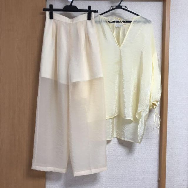 CLANE クラネ ストレートシアーパンツ ズボン 黄色 シースルー パンツ