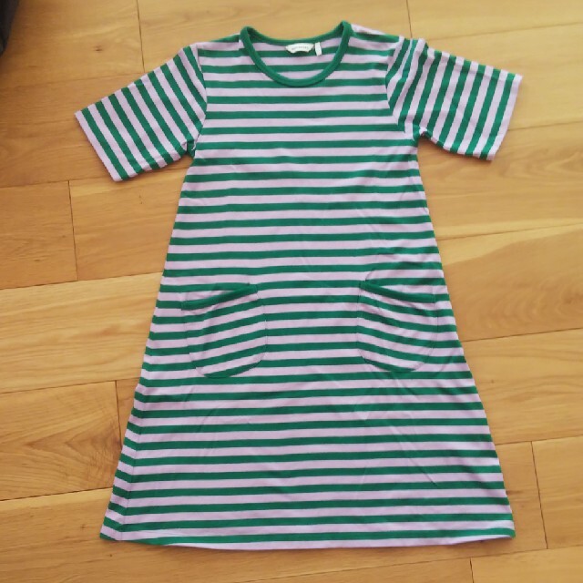 marimekko(マリメッコ)のmarimekko 半袖ワンピース キッズ/ベビー/マタニティのキッズ服女の子用(90cm~)(ワンピース)の商品写真