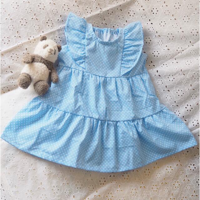 ハンドメイド　フリルティアードワンピース　水色　水玉 キッズ/ベビー/マタニティのキッズ服女の子用(90cm~)(ワンピース)の商品写真