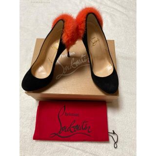 クリスチャンルブタン(Christian Louboutin)のrose様専用クリスチャンルブタン　オレンジのファー付きベロアパンプス　美品(ハイヒール/パンプス)