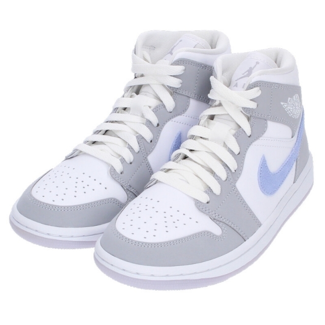 NIKE(ナイキ)のナイキ WMNS AIR JORDAN 1 MID WOLF GREY BQ6472-105 エアジョーダン1ミッドウルフグレースニーカー レディース 23cm レディースの靴/シューズ(スニーカー)の商品写真