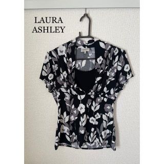 ローラアシュレイ(LAURA ASHLEY)の【美品】LAURA ASHLEY カットソー(カットソー(半袖/袖なし))