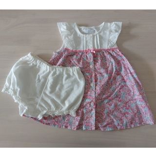 ベベ(BeBe)のベベ小花柄ノースリーブワンピース&ブルマセット　中古品(ワンピース)