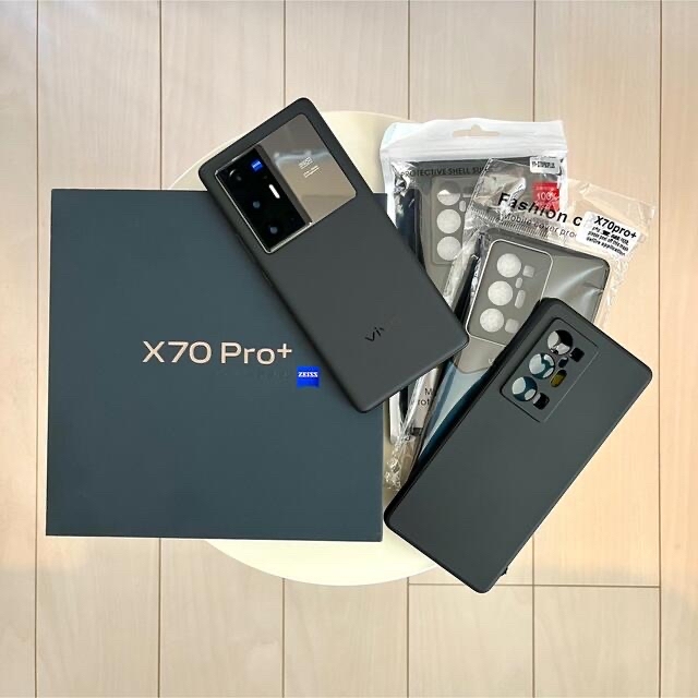 vivo X70 pro+ 8/256GB ブラック