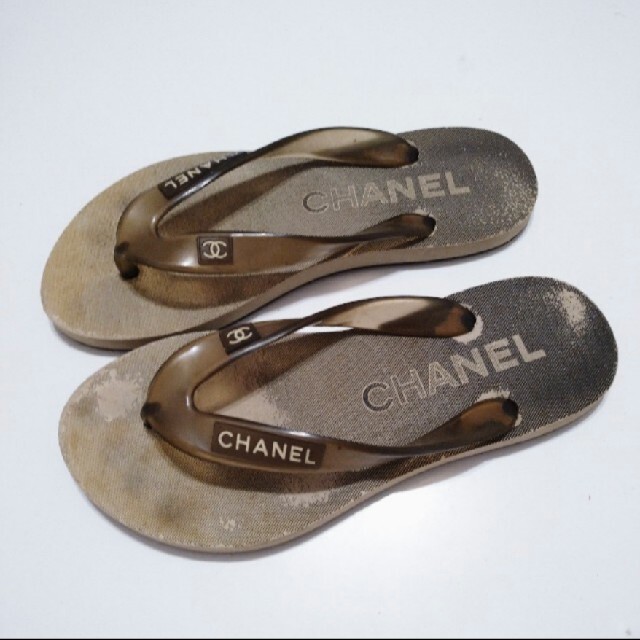 CHANEL(シャネル)の【中古】確実正規品　シャネルCHANEL　ビーチサンダル　ビーサン　レディース レディースの靴/シューズ(ビーチサンダル)の商品写真