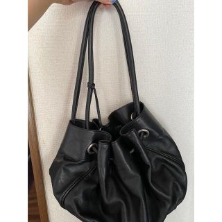 フルラ(Furla)のフルラ　ハンドバッグ　黒(ハンドバッグ)