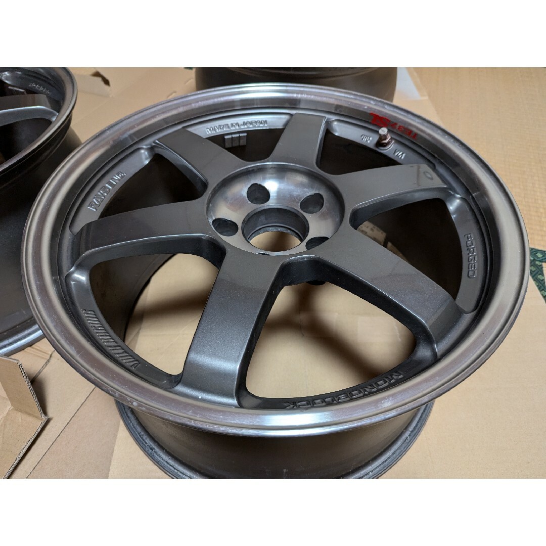 レイズ廃盤 TE37 SL 18インチ 9.5j +35 2本セット 1/2の通販 by レイズ廃盤 TE37 SL 18インチ 9.5j +35 2本セット 1/2の通販 by