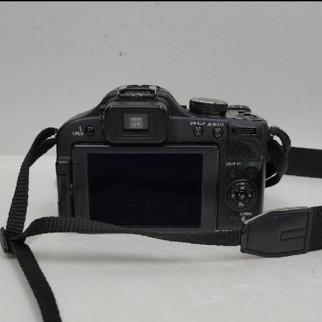 Panasonic(パナソニック)のPanasonic LUMIX FZ DMC-FZ150　カメラ スマホ/家電/カメラのカメラ(コンパクトデジタルカメラ)の商品写真
