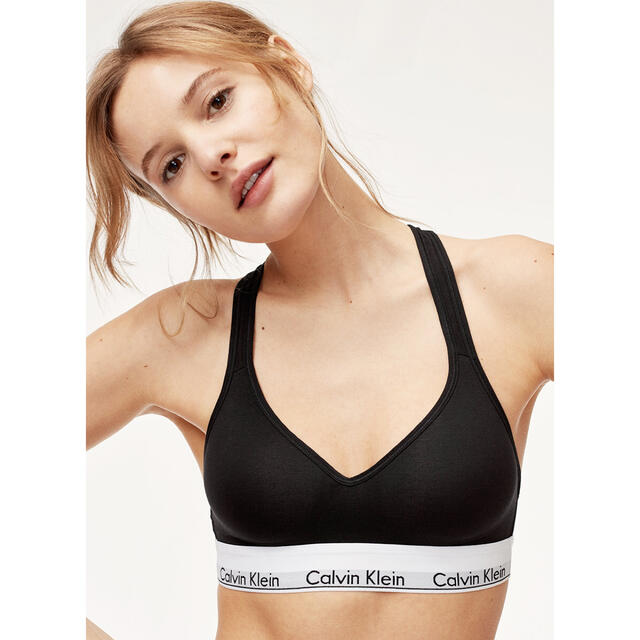 ck Calvin Klein(シーケーカルバンクライン)のカルバンクライン　レディース　上下セット　ブラ&ショーツ　黒　下着　Sサイズ レディースの下着/アンダーウェア(ブラ&ショーツセット)の商品写真