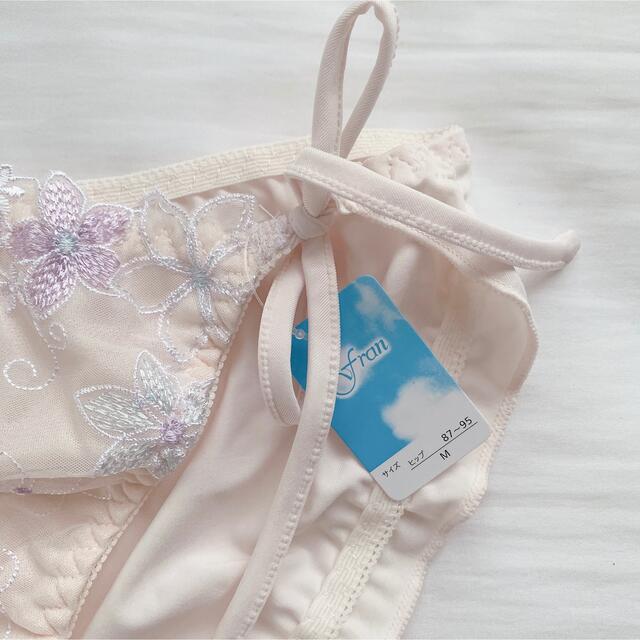 fran de lingerie♡フラワーブラセット レディースの下着/アンダーウェア(ブラ&ショーツセット)の商品写真