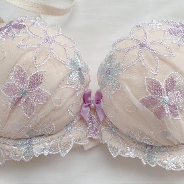 fran de lingerie♡フラワーブラセット レディースの下着/アンダーウェア(ブラ&ショーツセット)の商品写真