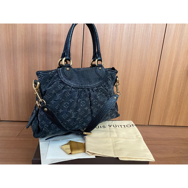 超新作】 LOUIS VUITTON - ルイヴィトン LOUIS VUITTON ネオカヴィMM