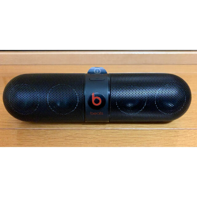 Beats by Dr Dre(ビーツバイドクタードレ)のbeats pill 2.0 Bluetoothスピーカー（BLK）スタンド付き スマホ/家電/カメラのオーディオ機器(スピーカー)の商品写真