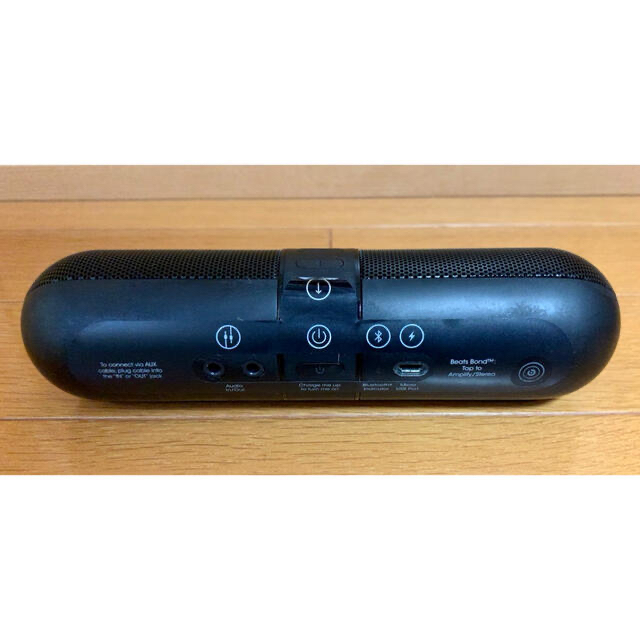 Beats by Dr Dre(ビーツバイドクタードレ)のbeats pill 2.0 Bluetoothスピーカー（BLK）スタンド付き スマホ/家電/カメラのオーディオ機器(スピーカー)の商品写真