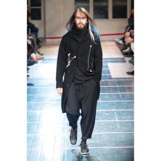 ヨウジヤマモト(Yohji Yamamoto)のYohjiYamamoto 14AW点字ロゴハイネックロングニットカーディガン(カーディガン)